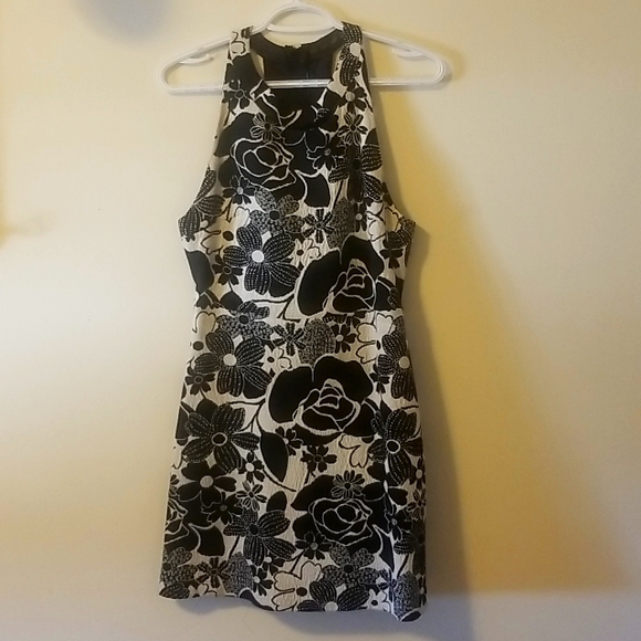 Zara Dress - Picture 1 of 4